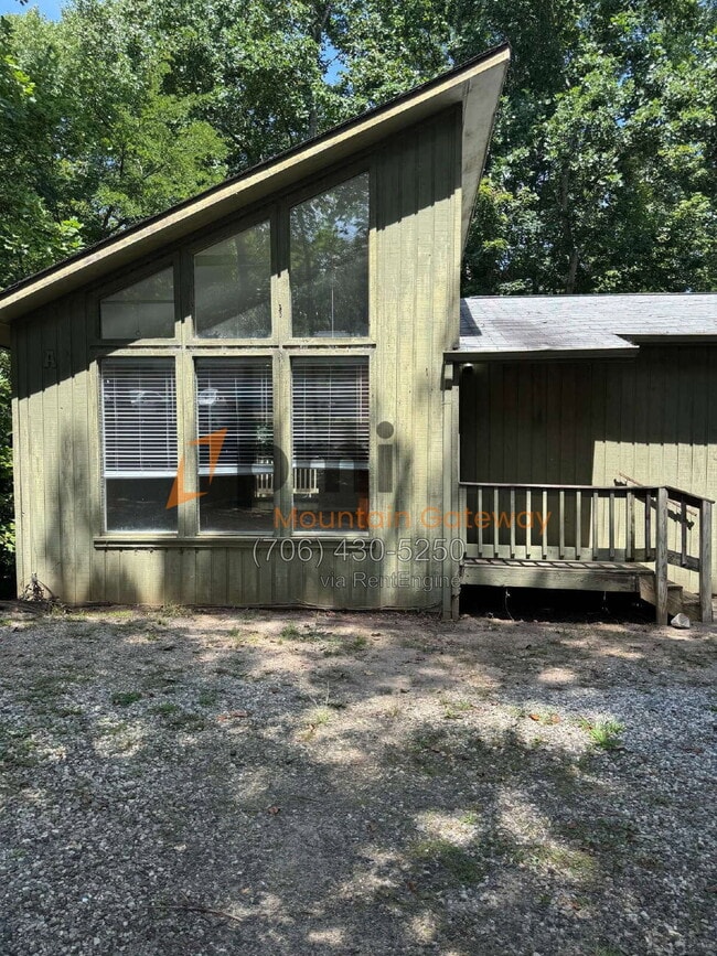 Building Photo - 82 Primrose Dr Unit A