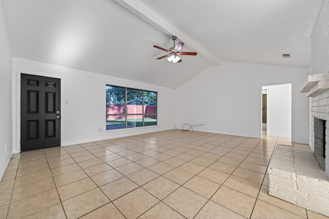 Building Photo - 2603 Shady Bayou Ln