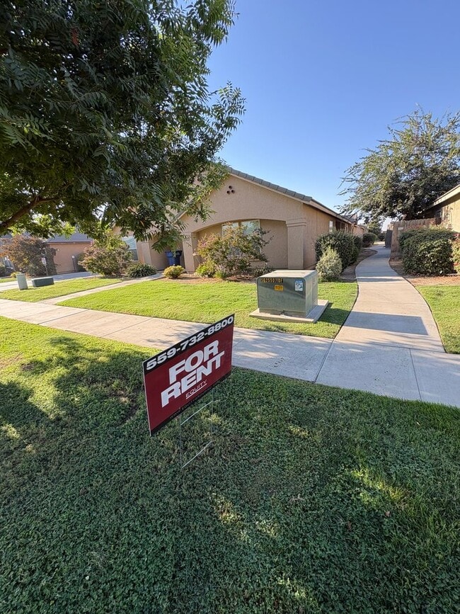 Photo - 2111 Bella Oaks Dr