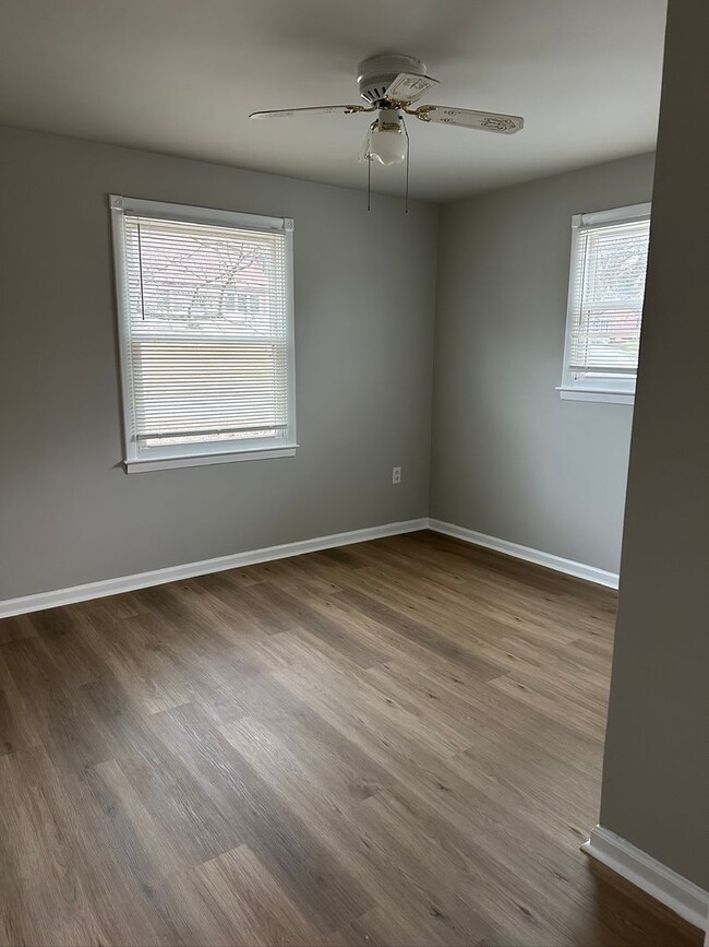 Photo - 808 Templecliff Rd