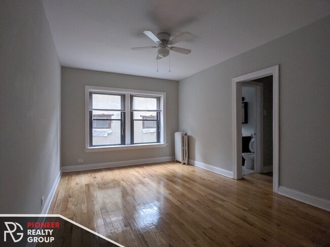 Building Photo - 1160 N Dearborn St Unit #1164-214 Rental