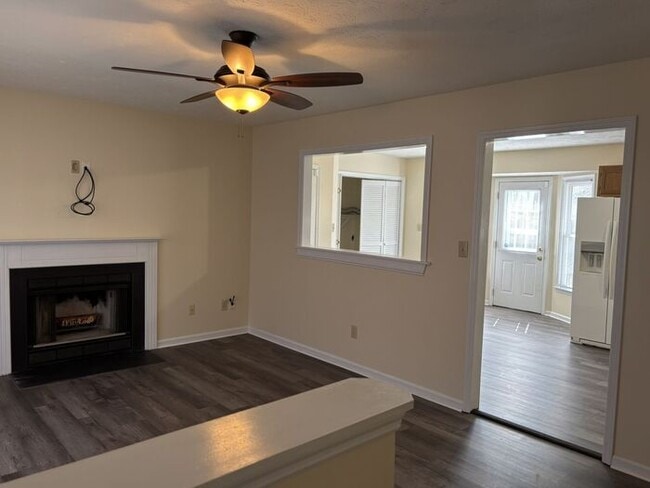 Photo - 3816 Hagge St