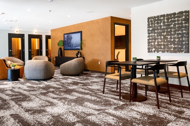 Photo - Eastline Grand