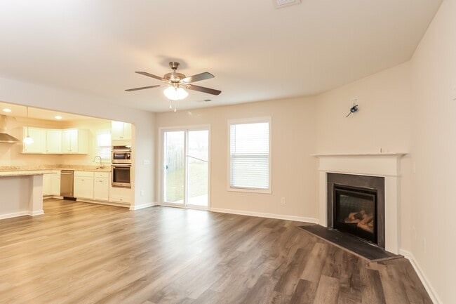 Photo - 1038 Winter Wy