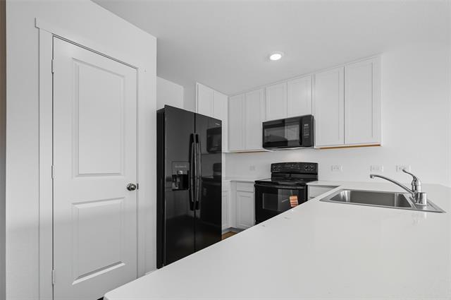 Photo - 421 Finch Cir