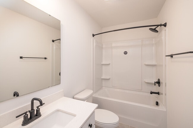 Photo - NEW CONSTRUCTION 4BD/2.5 Home in Stonebridge - Golf Course View