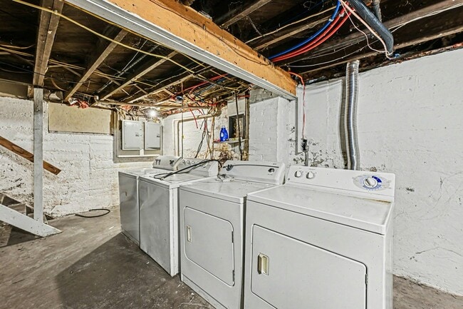 Photo - 427 Kolping Ave