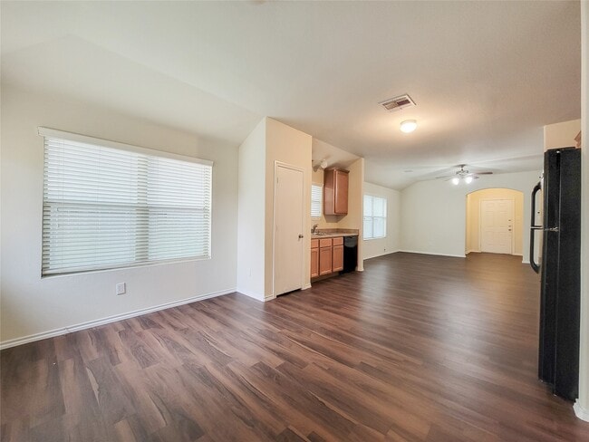 Photo - 828 Katydid Ct