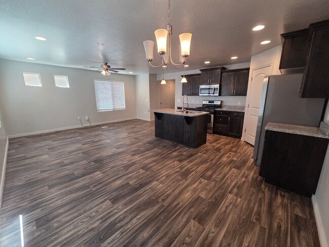 Photo - Spacious 4 Bedroom Home!