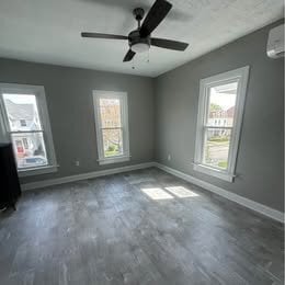 Photo - 307 Loucks Ave Unit 305 Loucks Ave
