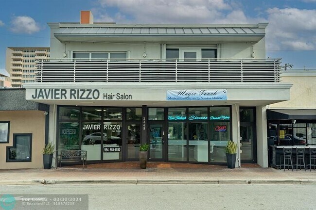 Photo - 3349 NE 33rd St Unit #2