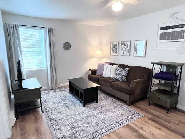 Photo - Rocky Court Unit 4