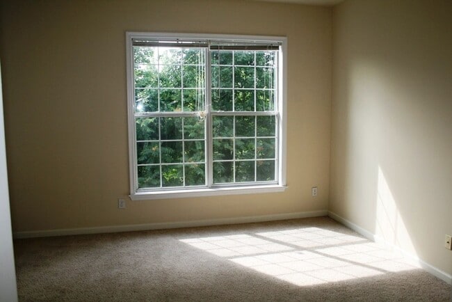 Photo - 300 Riverbend Dr