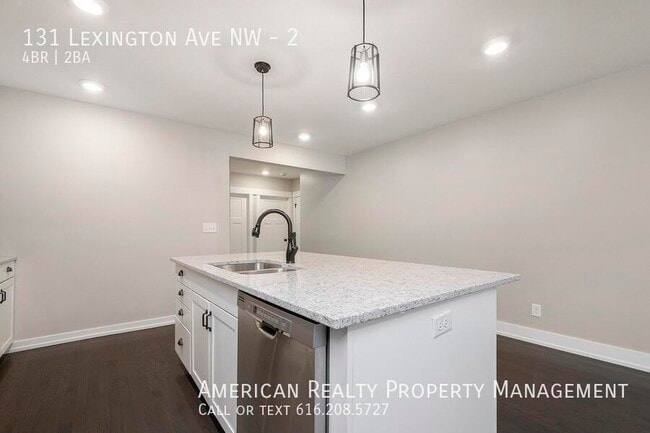 Photo - 131 Lexington Ave NW Unidad 2