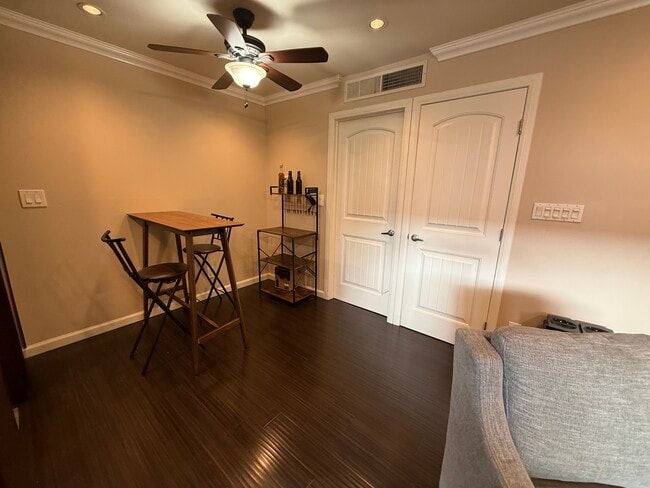 Photo - 6927 Amherst St Unidad 5