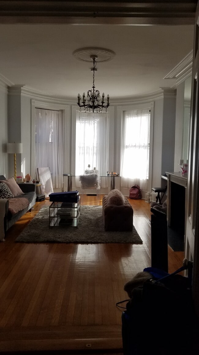 Photo - 365 Marlborough St Unit 2