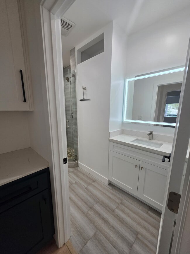 Photo - 1810 Verdugo Vista Dr Unidad Glendale  for rent