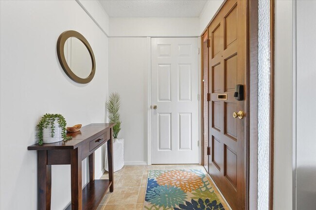 Photo - 5330 SW Mayfair Ct