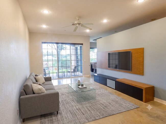 30 Beechdale Ln