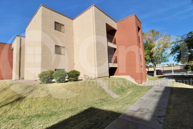 Photo - 1340 N Recker Rd Unidad 141