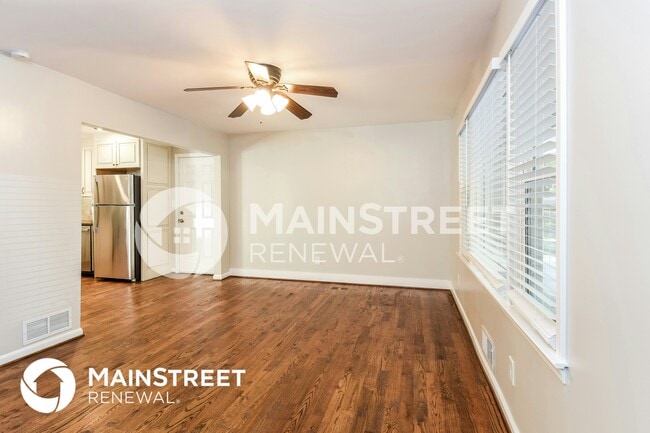 Photo - 6265 E Shore Cir