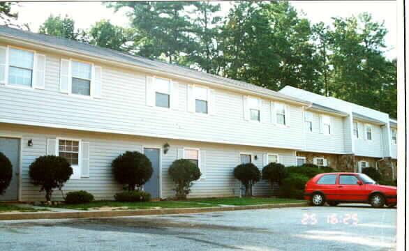 Hampton Square - Hampton Square Townhomes