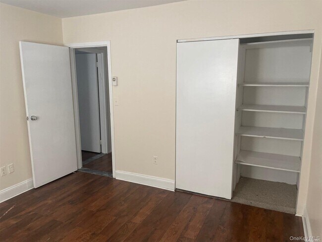 Photo - 530 Hudson Ave Unit B4