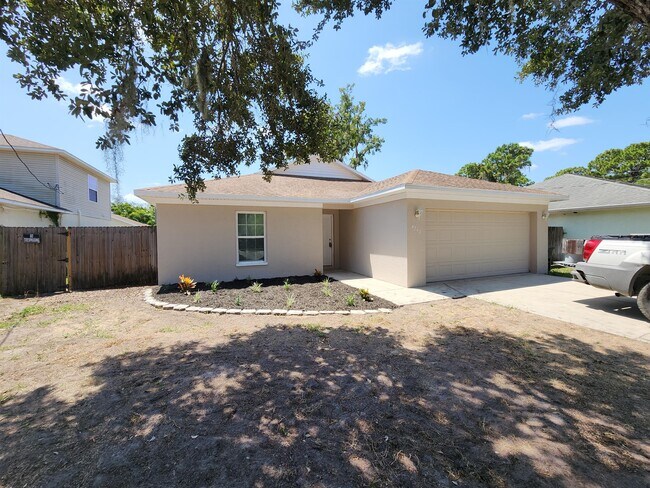 Photo - 6240 Arthur Ave