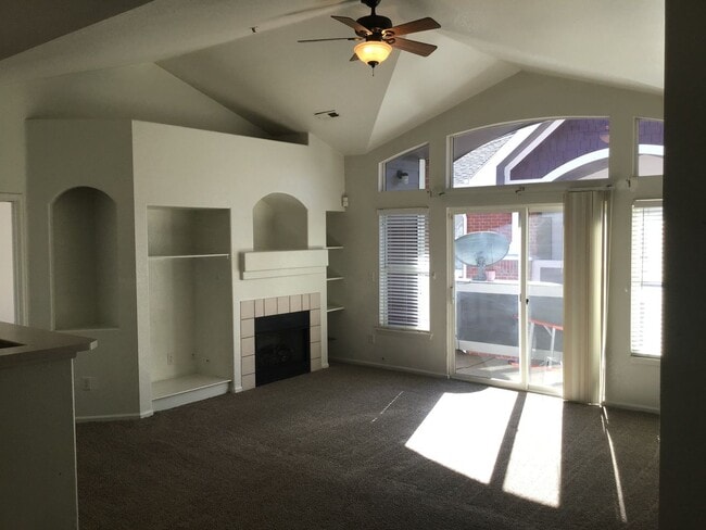Building Photo - Large 2 bed, 2 bath condo for rent near Anschutz Medical Center Unit 307