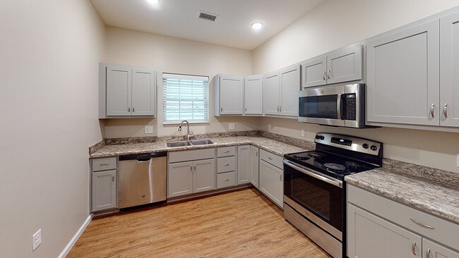 Student Living - Semester & Individual Leases