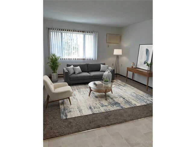 Photo - 303 1st St SW