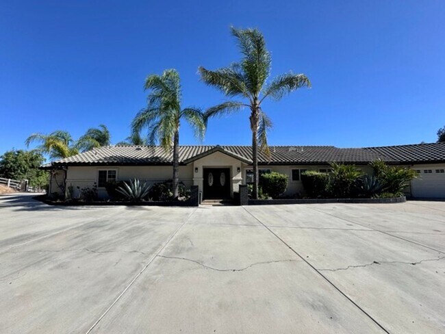 Photo - Move in Special! Move in by November 1st a...