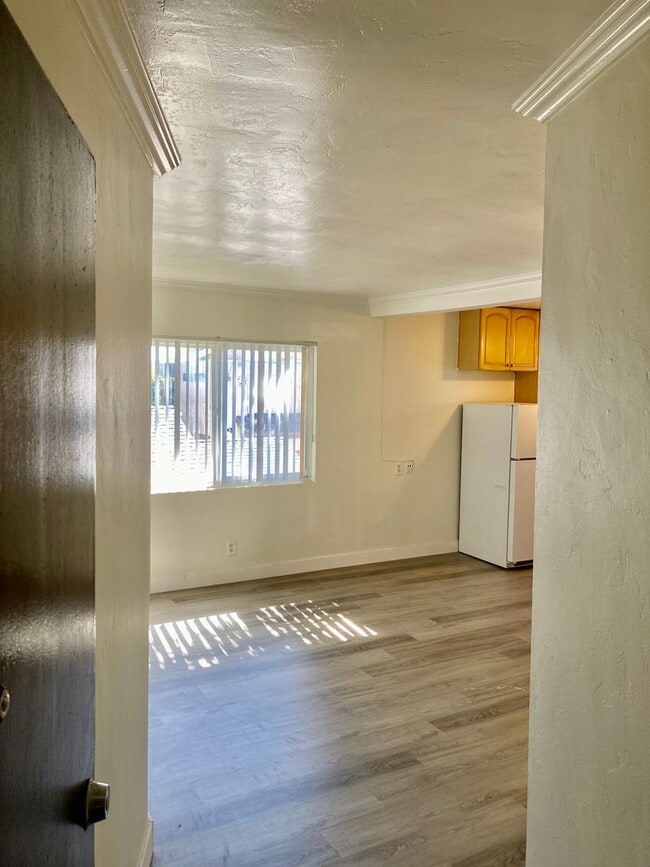 Photo - 50% OFF FIRST MONTH! Studio in Pacific Beach Apartment Community Unit 9