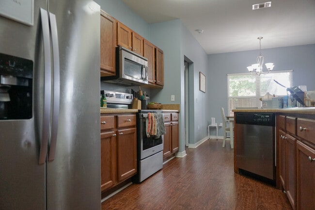 Photo - 212 Ladue Ave