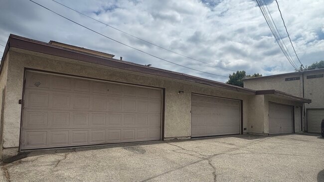 Photo - 361 E Santa Anita Ave Apartamentos Unidad C