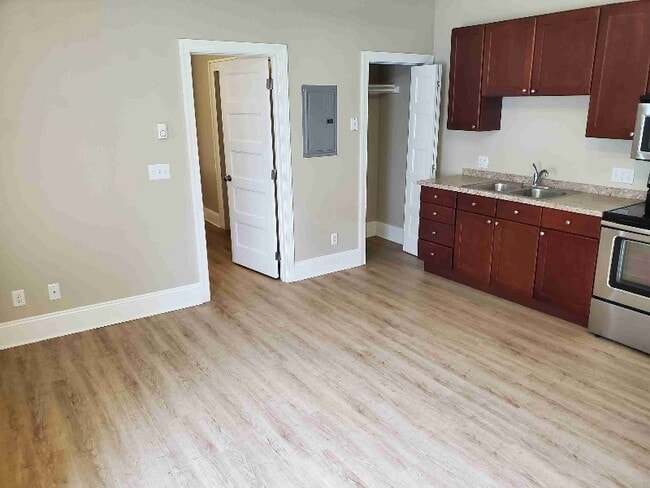 Photo - 14 S State St Unit Apt 201