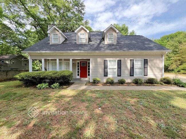 Building Photo - 3840 Arbor Ln SE