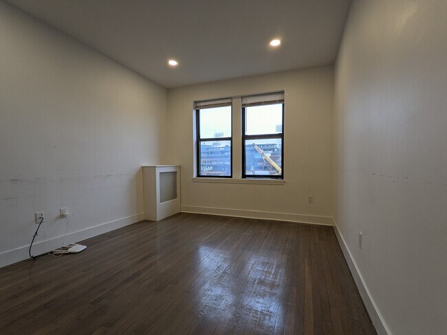 Photo - 11 Peterborough St Unit 10