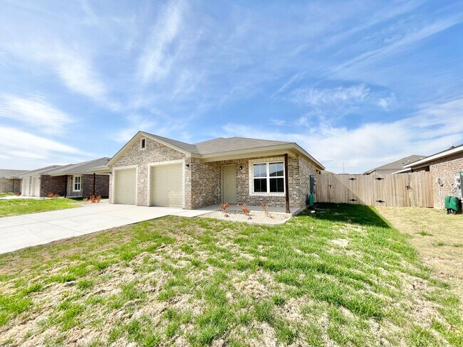 Photo - 1814 Clovis Dr Unit 1814 B Clovis