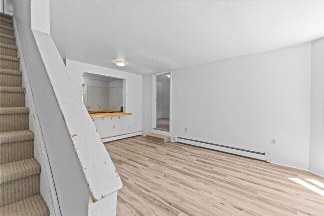 Photo - 21 Hyde St Unit 3