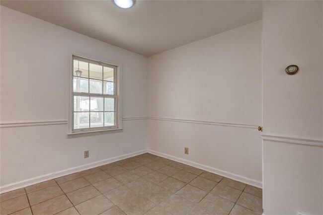 Photo - 119 Windermere Cir