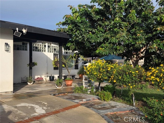 Photo - 917 Helmsdale Ave