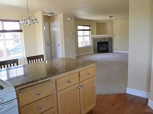 Photo - 3 Bed 2.5 Bath Home in desirable location!