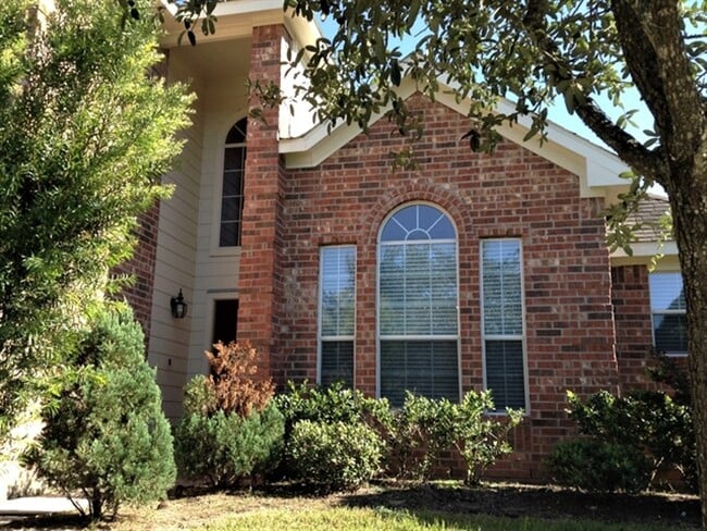 Photo - 2210 2 Trail Dr