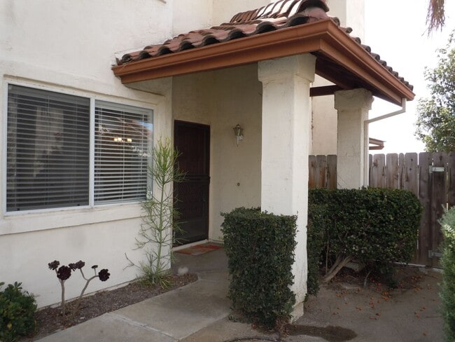 Building Photo - 8779 Ginger Snap Ln