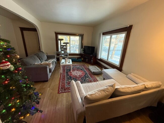 Photo - 1026 Oxford Ave