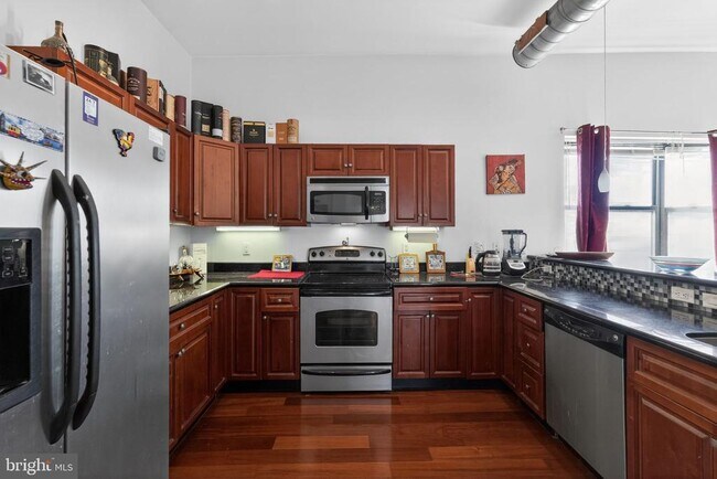 Photo - 926 N 3rd St Unit 4D