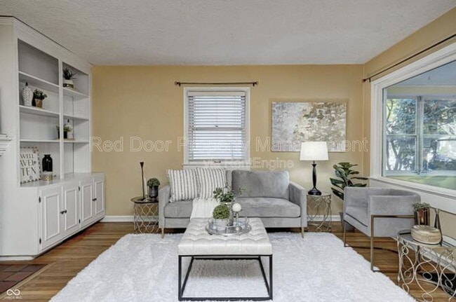 Photo - 6115 Indianola Ave