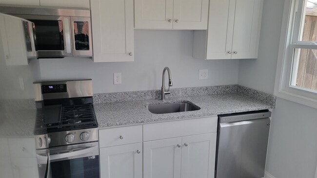 Photo - 8637 Hoerner Ave