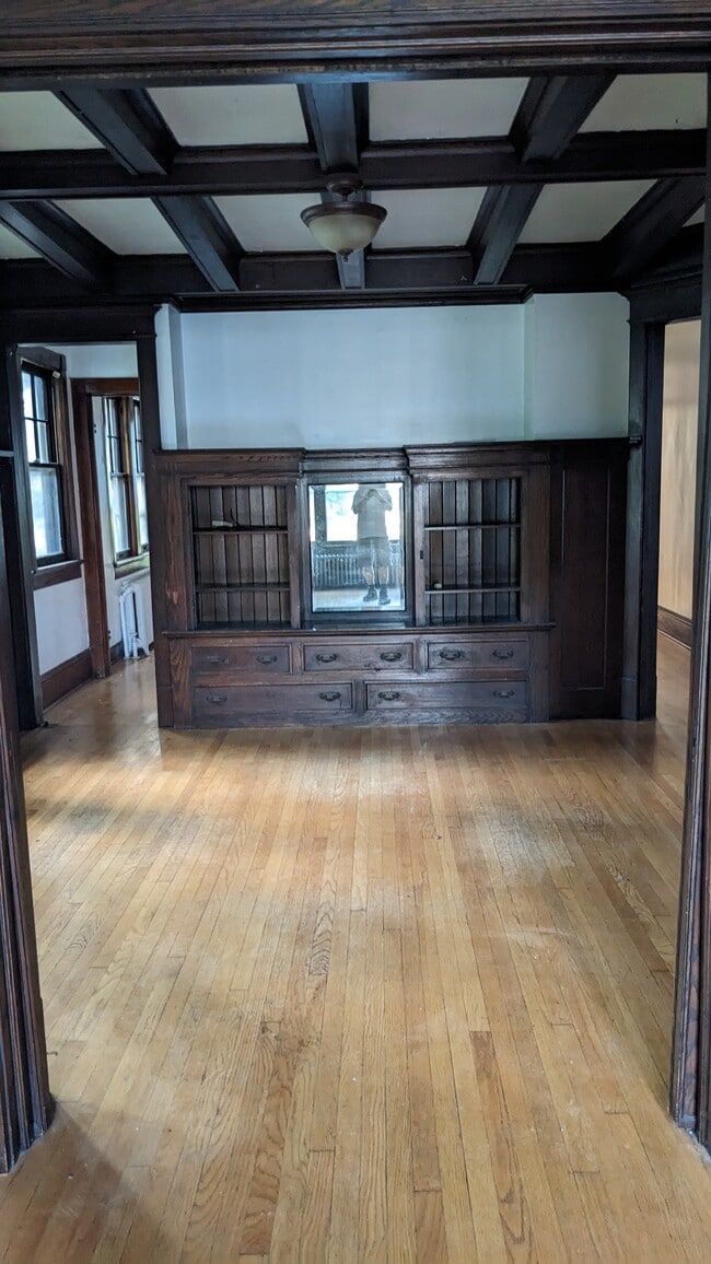 Photo - 2819-2821 N Murray Ave